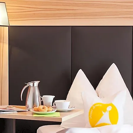 Avenon Privat-hotel Am Steinberg Ξενοδοχείο 3*