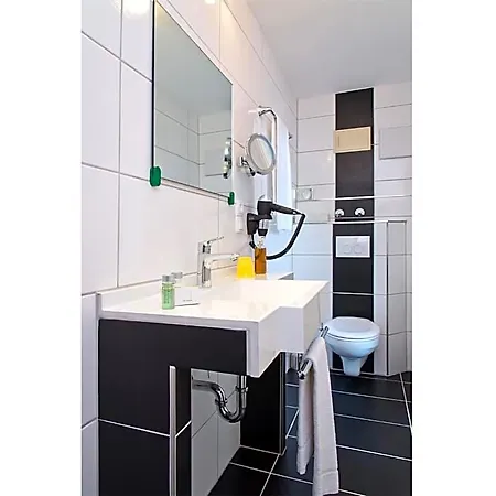 فندق Avenon Privat-hotel Am Steinberg 3*