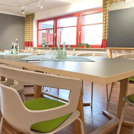 Avenon Privat-hotel Am Steinberg فندق 3*